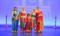 These 2 Sisters did Arangetram for charity